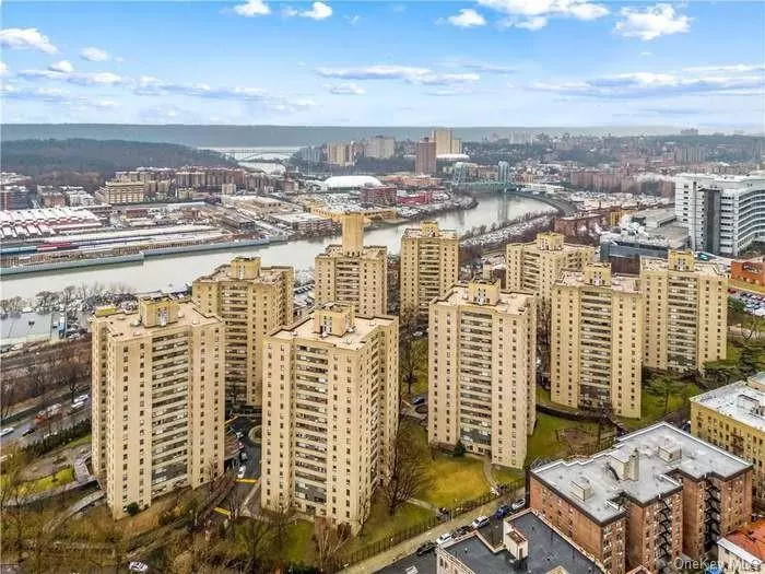 Bronx, NY 10468,9 Fordham Hill OVAL #5C