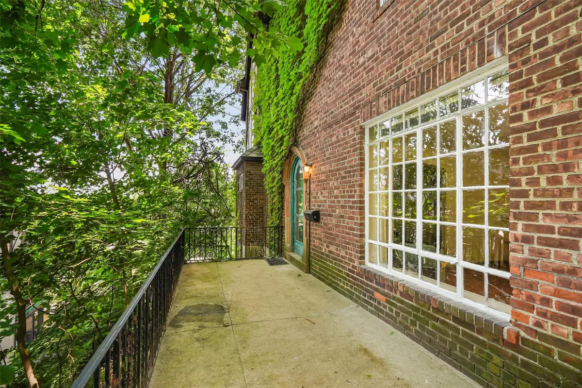 Bronxville, NY 10708,9 Bacon CT