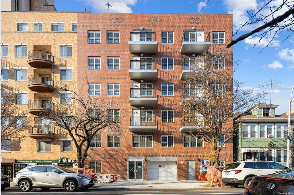 141-15 Cherry AVE #5D, Flushing, NY 11355