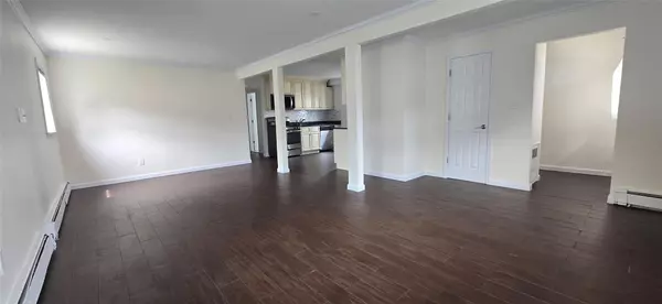 Bayville, NY 11709,16 August AVE