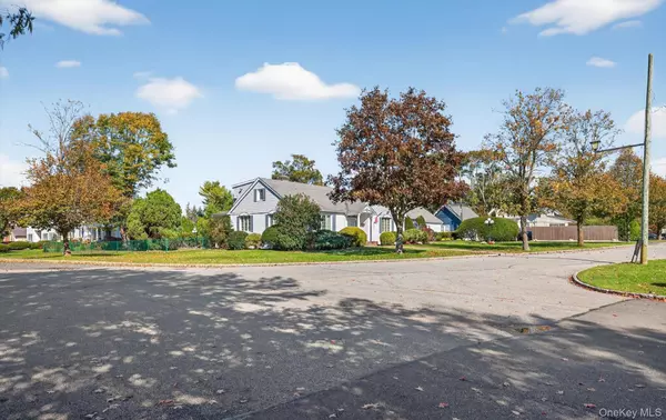 Brightwaters, NY 11718,2 Johnson DR