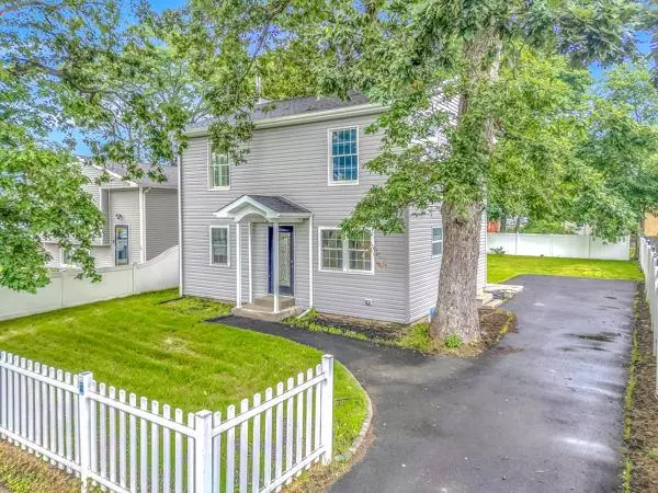 Amityville, NY 11701,50 Smith ST