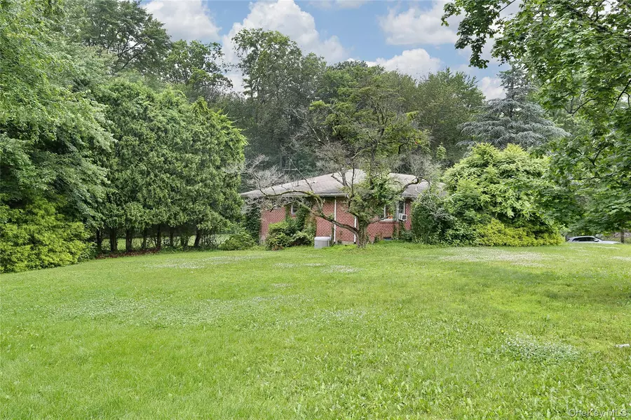 61 Buena Vista RD, New City, NY 10956