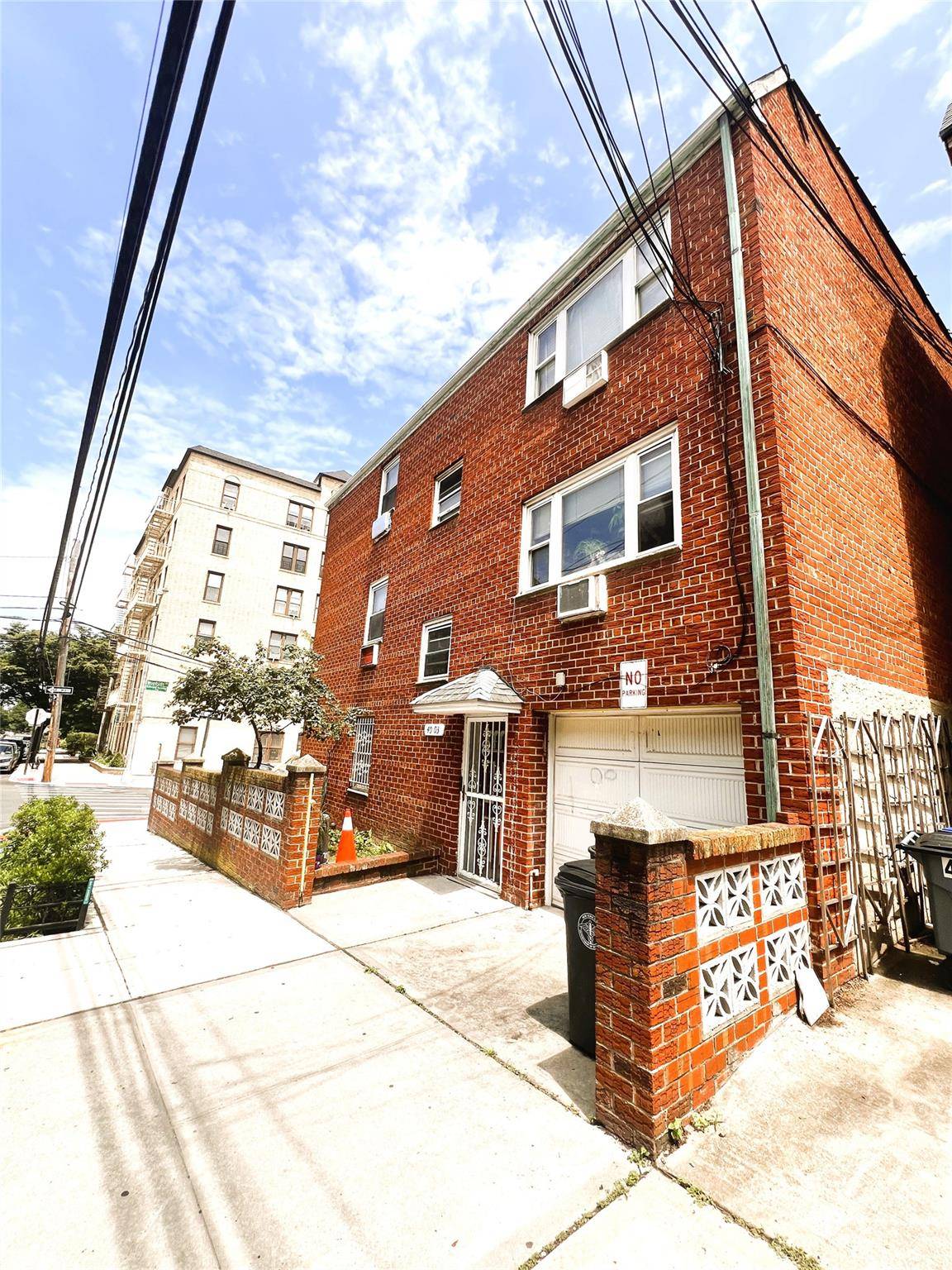 Woodside, NY 11377,40-03 56TH St.