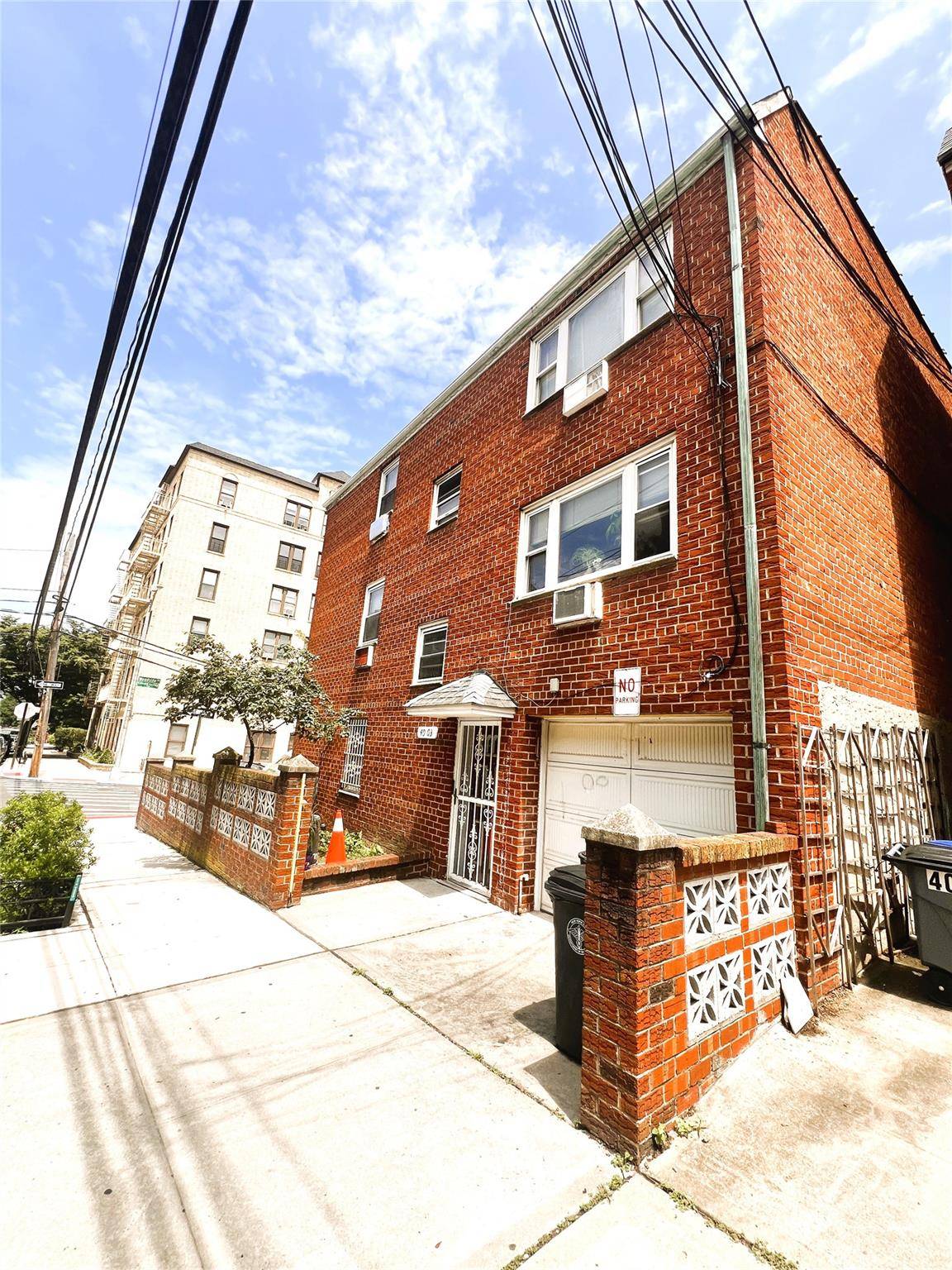 Woodside, NY 11377,40-03 56TH St.