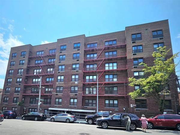 87-70 173 ST #5N, Jamaica, NY 11432