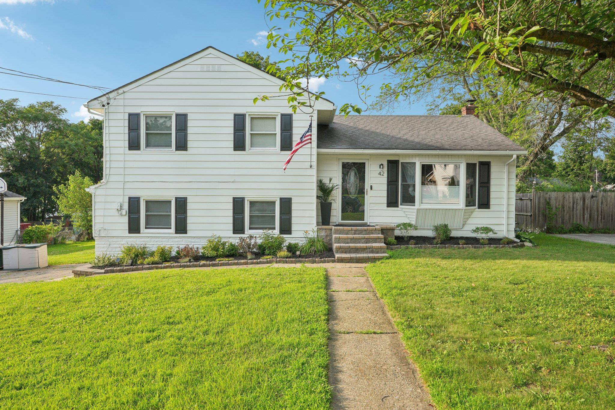 New Windsor, NY 12553,42 Knox DR
