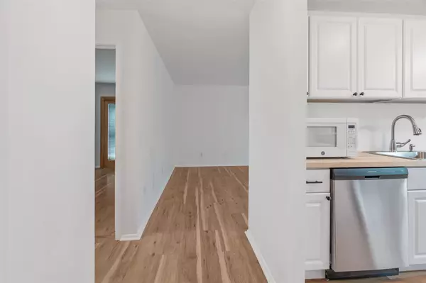 Suffern, NY 10901,222 Doxbury LN