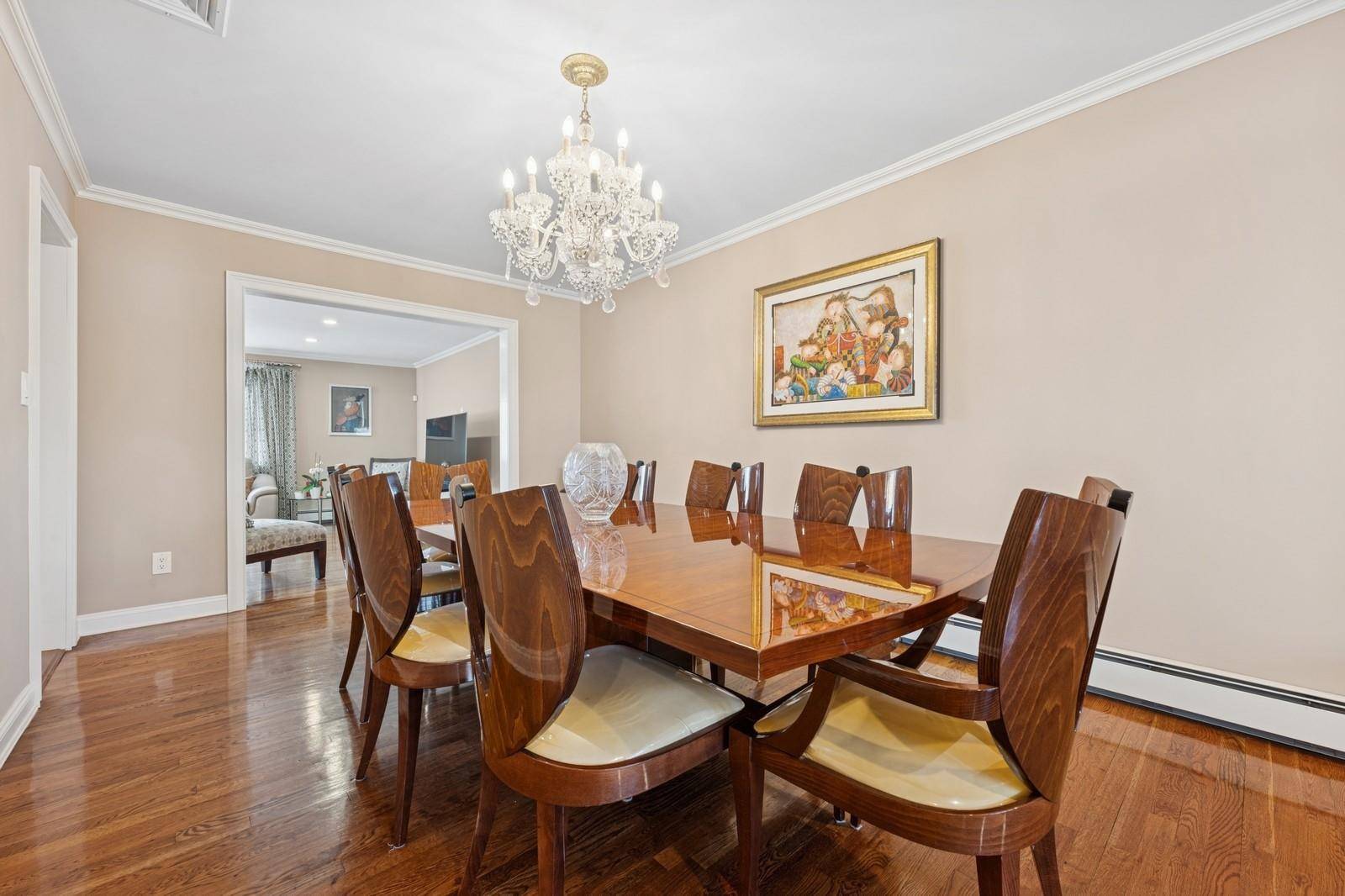 Merrick, NY 11566,3142 Monterey DR