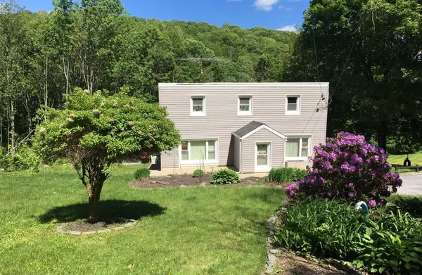 Dover Plains, NY 12522,72 Christian Hill RD