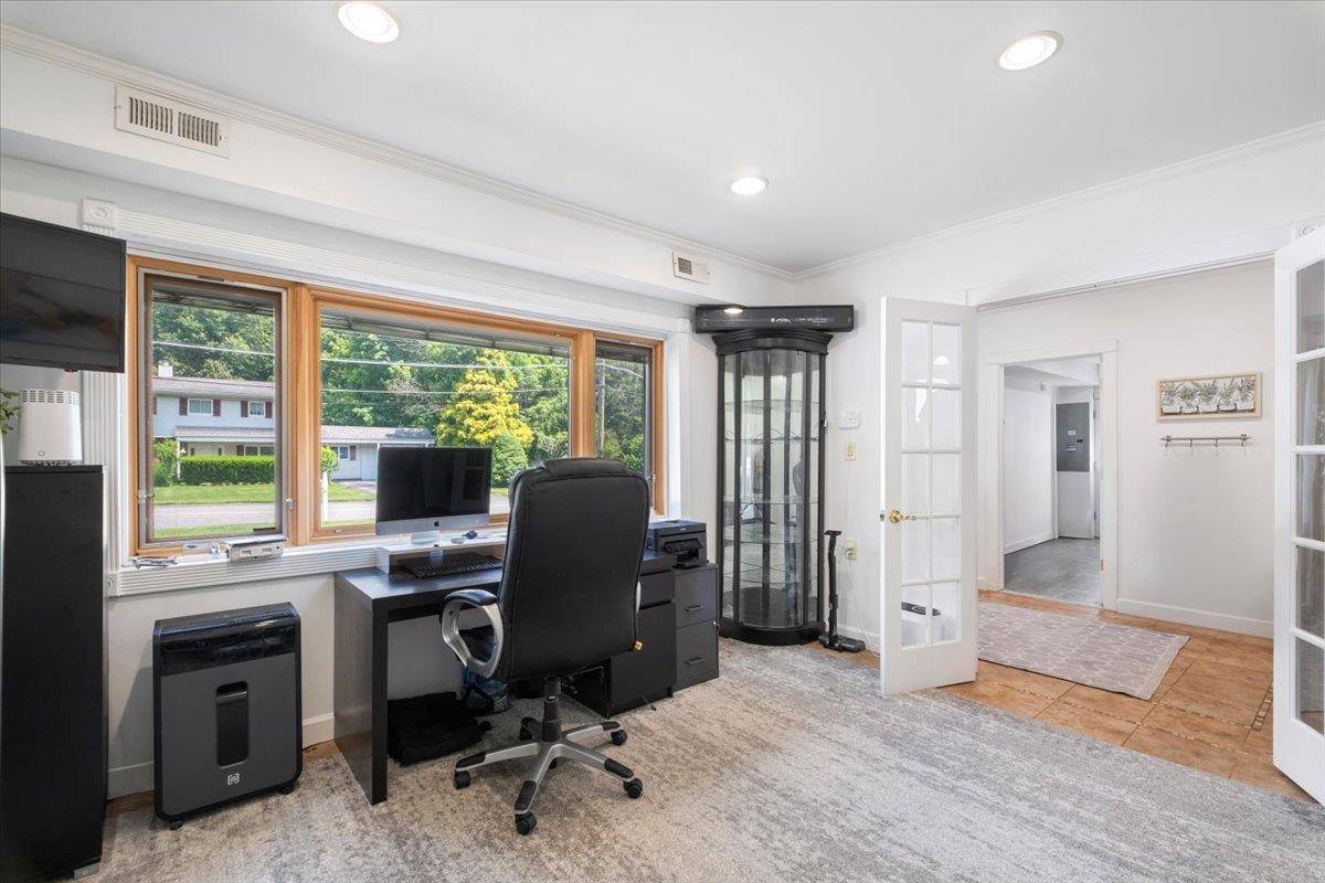 Yorktown Heights, NY 10598,751 Oakside RD