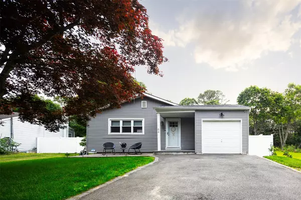 Middle Island, NY 11953,64 Wellington RD