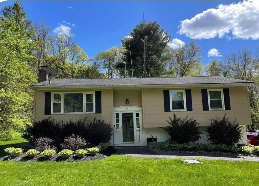 Walden, NY 12586,4 St Michaels LN