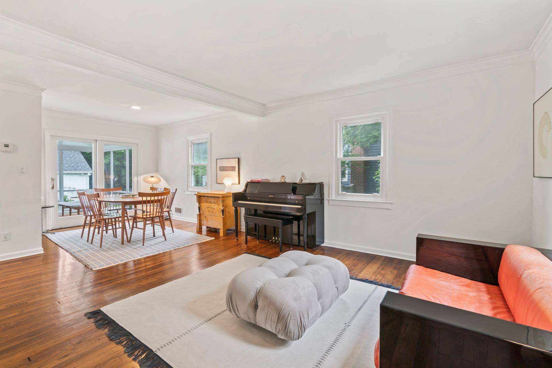 Locust Valley, NY 11560,42 Valley AVE