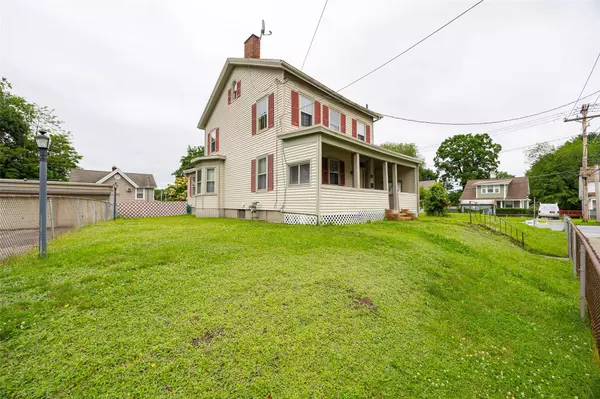 Poughkeepsie, NY 12603,95 Worrall AVE