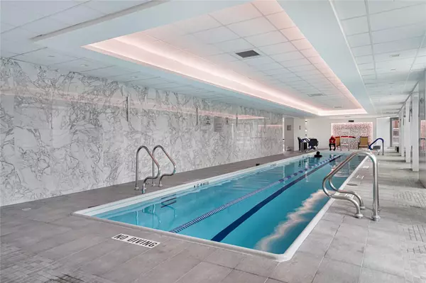 Forest Hills, NY 11375,112-01 Queens BLVD #20-E