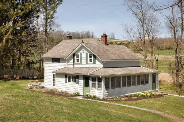 1220 Hunns Lake RD, Pine Plains, NY 12567