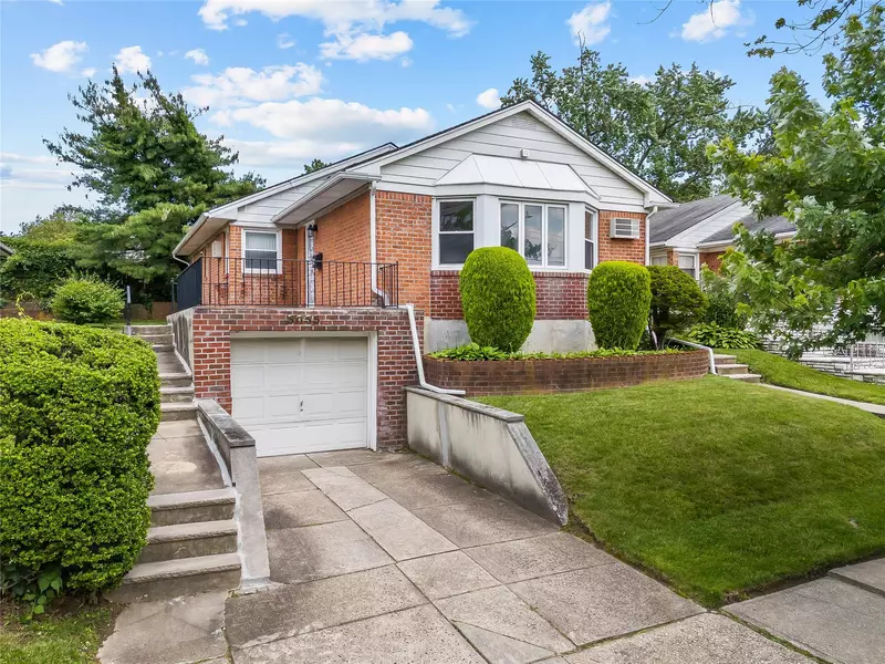 50-55 Cloverdale BLVD, Bayside, NY 11364