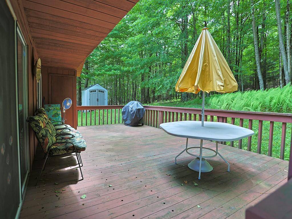 South Fallsburg, NY 12779,27 Timber Hill LN