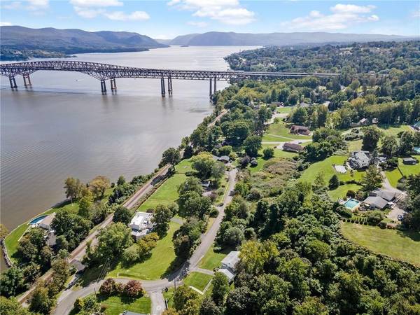Newburgh, NY 12550,Commonwealth (Water Way)