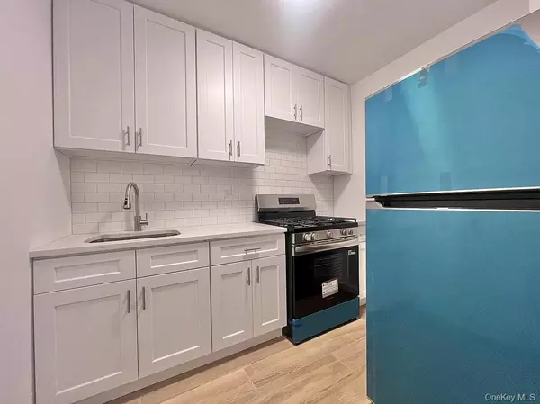 90-59 56 AVE #2G, Elmhurst, NY 11373