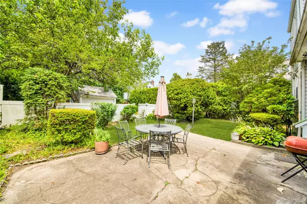 Mount Vernon, NY 10553,431 E Sidney AVE