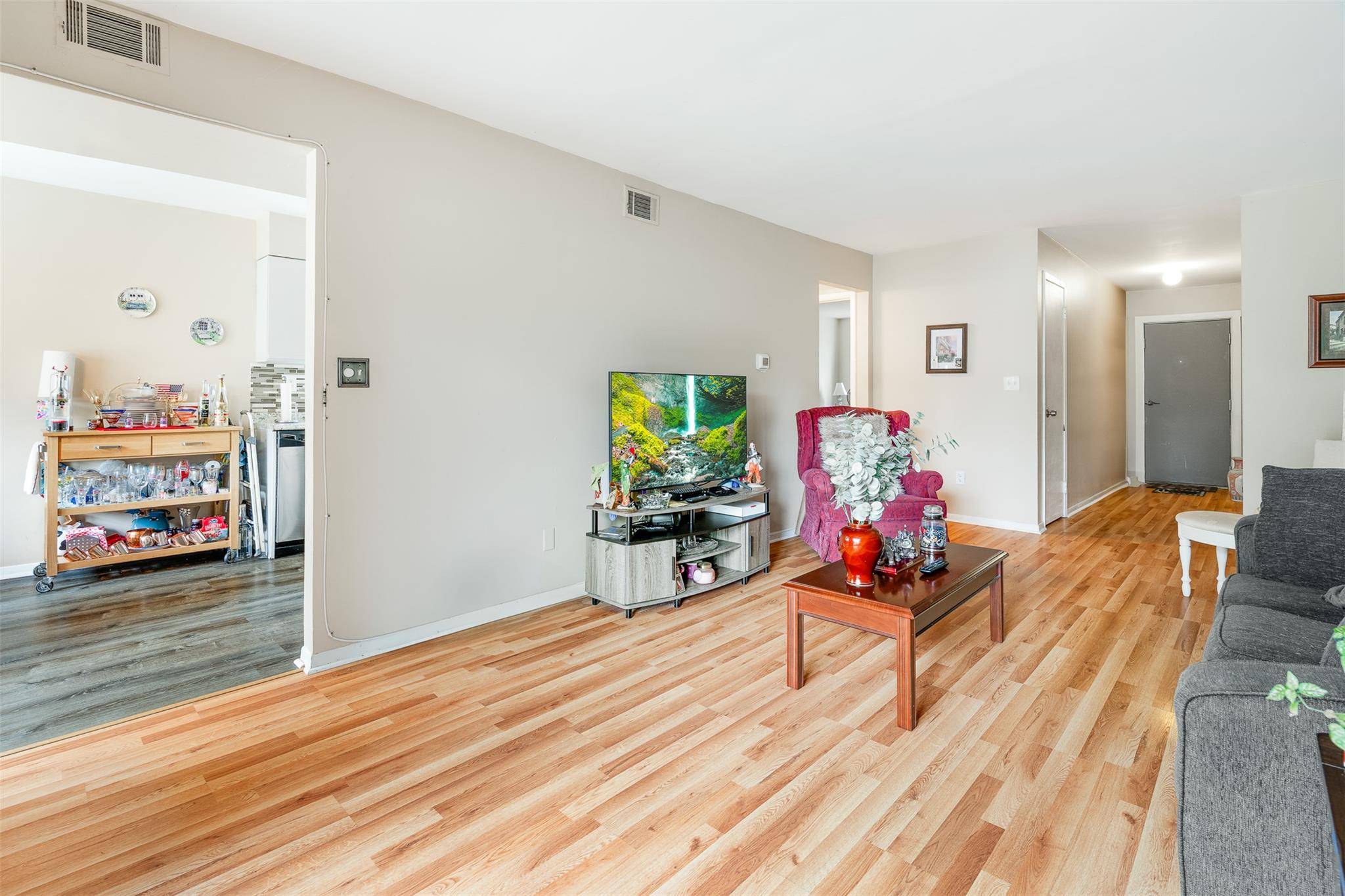 Poughkeepsie, NY 12603,26 Cooper Road #416