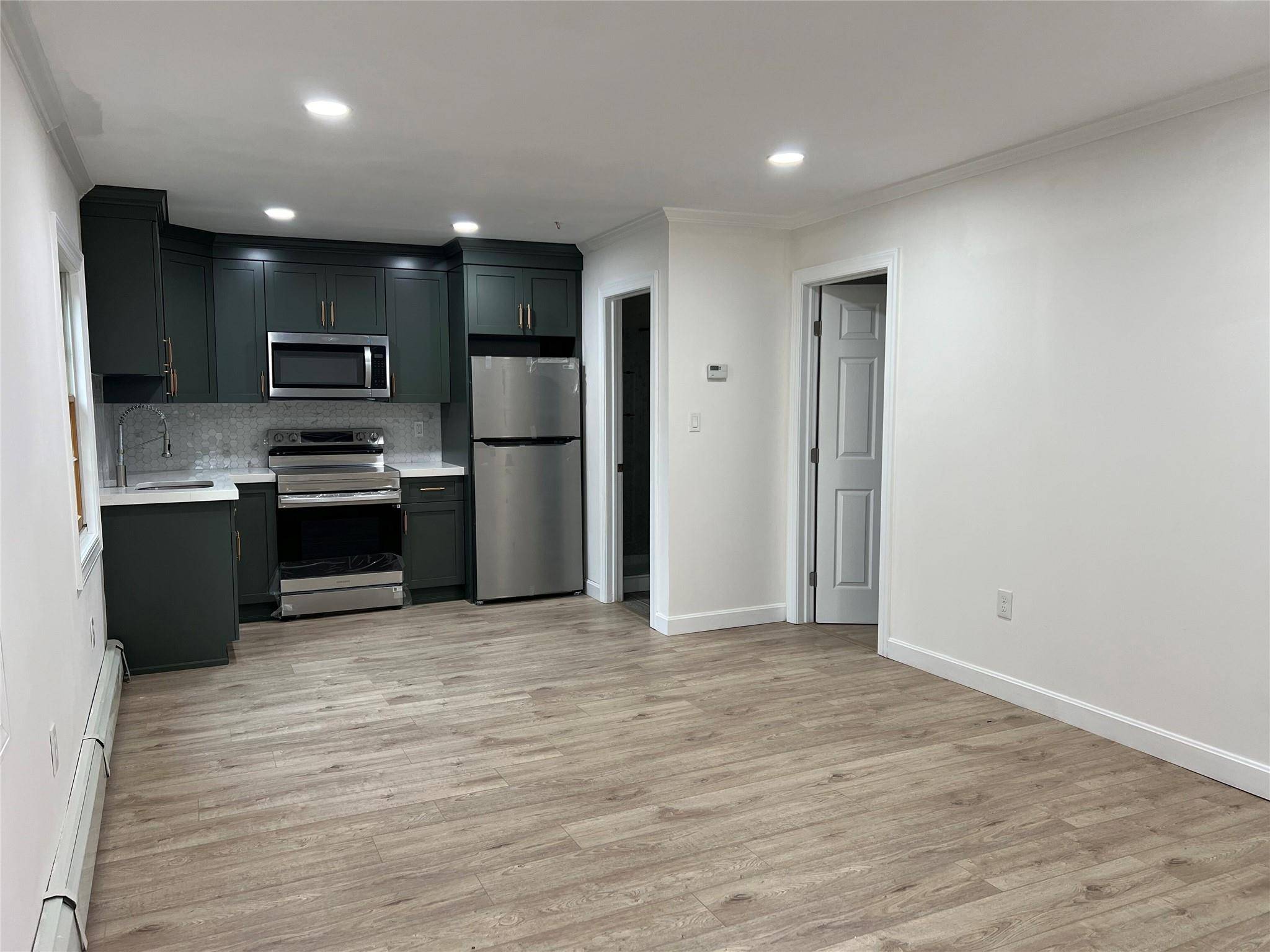 Selden, NY 11784,8 Washington AVE