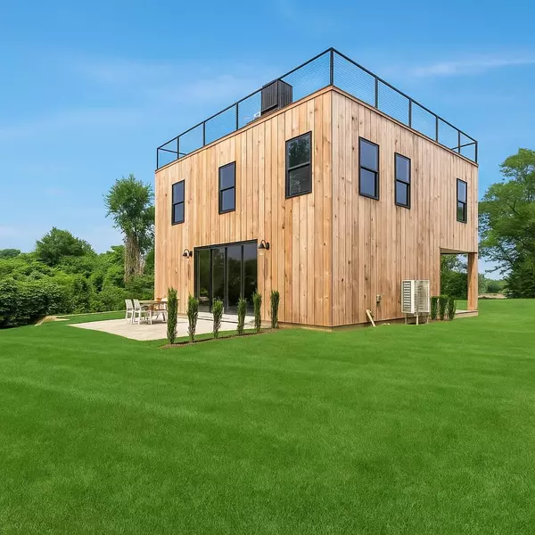 East Marion, NY 11939,410 Aquaview AVE