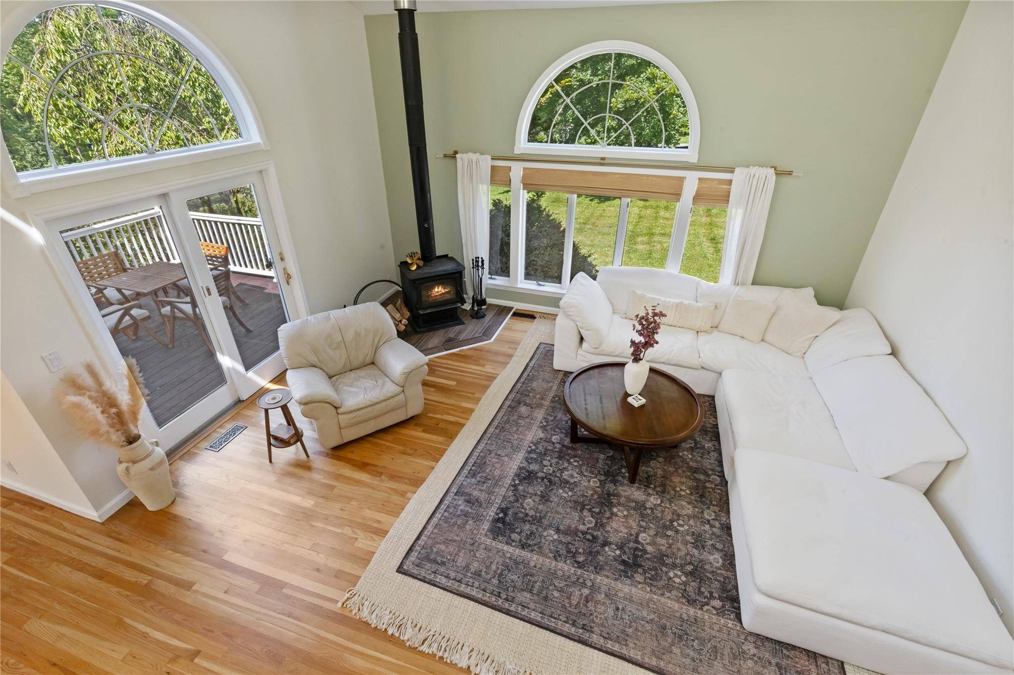 Carmel, NY 10512,4 Lake Gilead RD