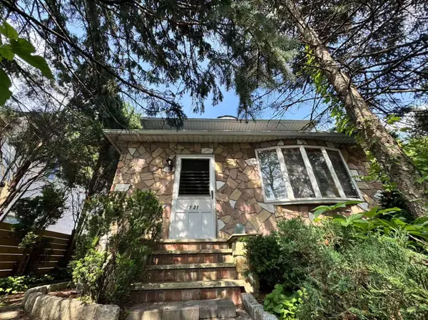 Little Neck, NY 11362,4521 248th ST