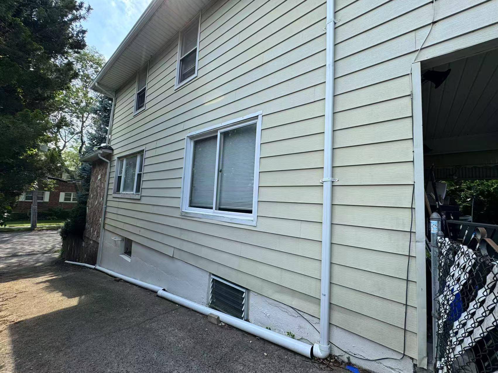 Little Neck, NY 11362,4521 248th ST