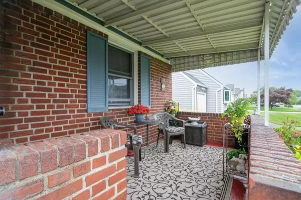 West Babylon, NY 11704,487 17th ST