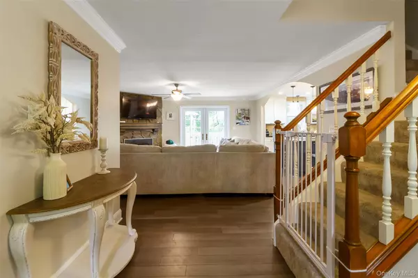 Brewster, NY 10509,4 Plum Tree CT