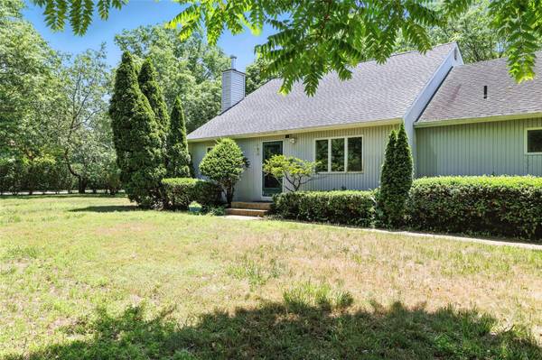 Jamesport, NY 11901,152 Vista CT