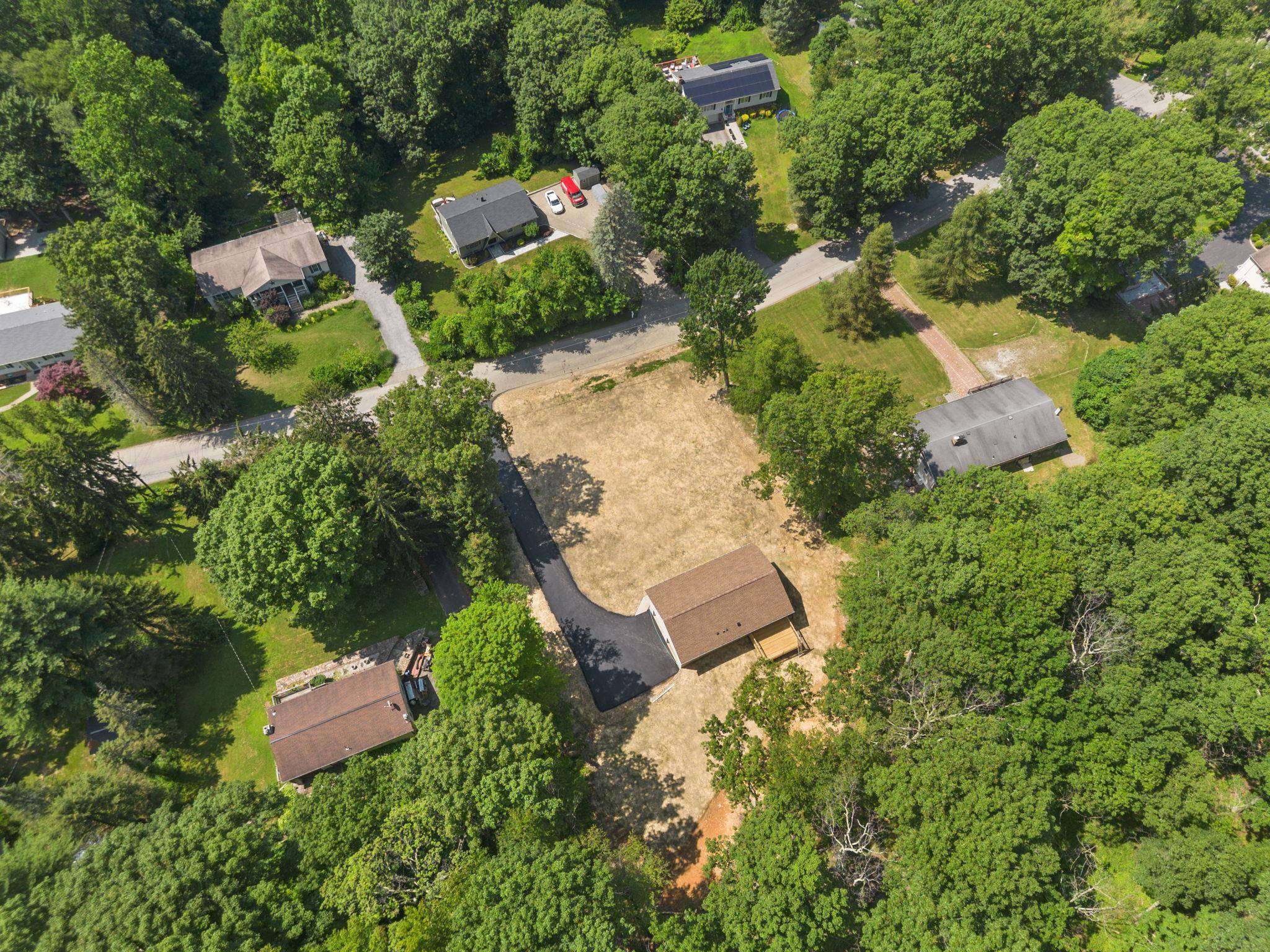 Poughquag, NY 12570,74 Brothers RD