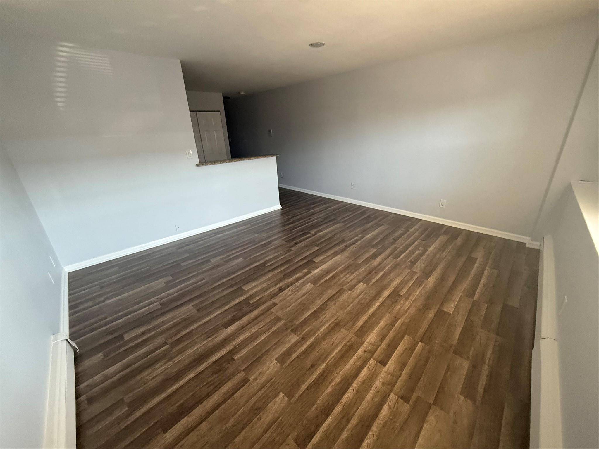New Hyde Park, NY 11040,1219 2nd AVE #103