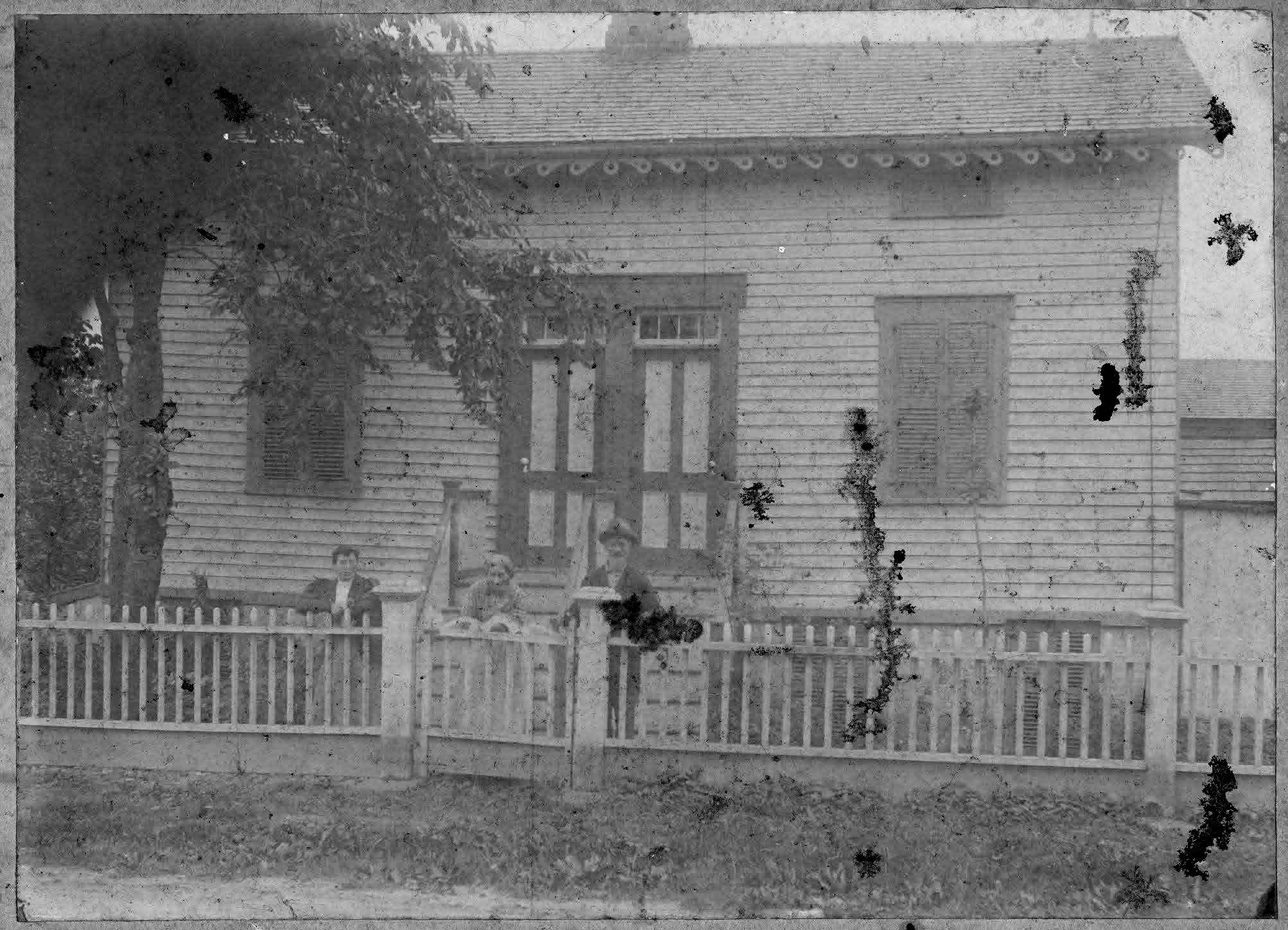 Tivoli, NY 12583,84 Montgomery ST