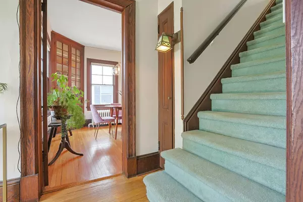 Ossining, NY 10562,33 Belleview AVE