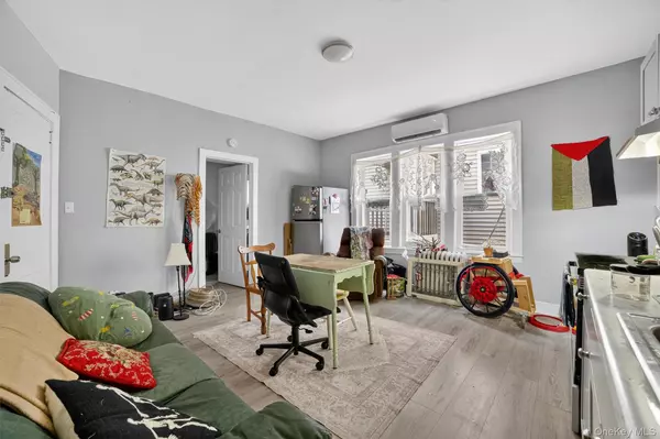 Mount Vernon, NY 10550,439 S 7th AVE