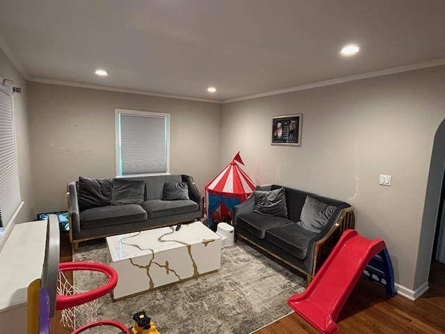 Hewlett, NY 11557,47 Berwick RD