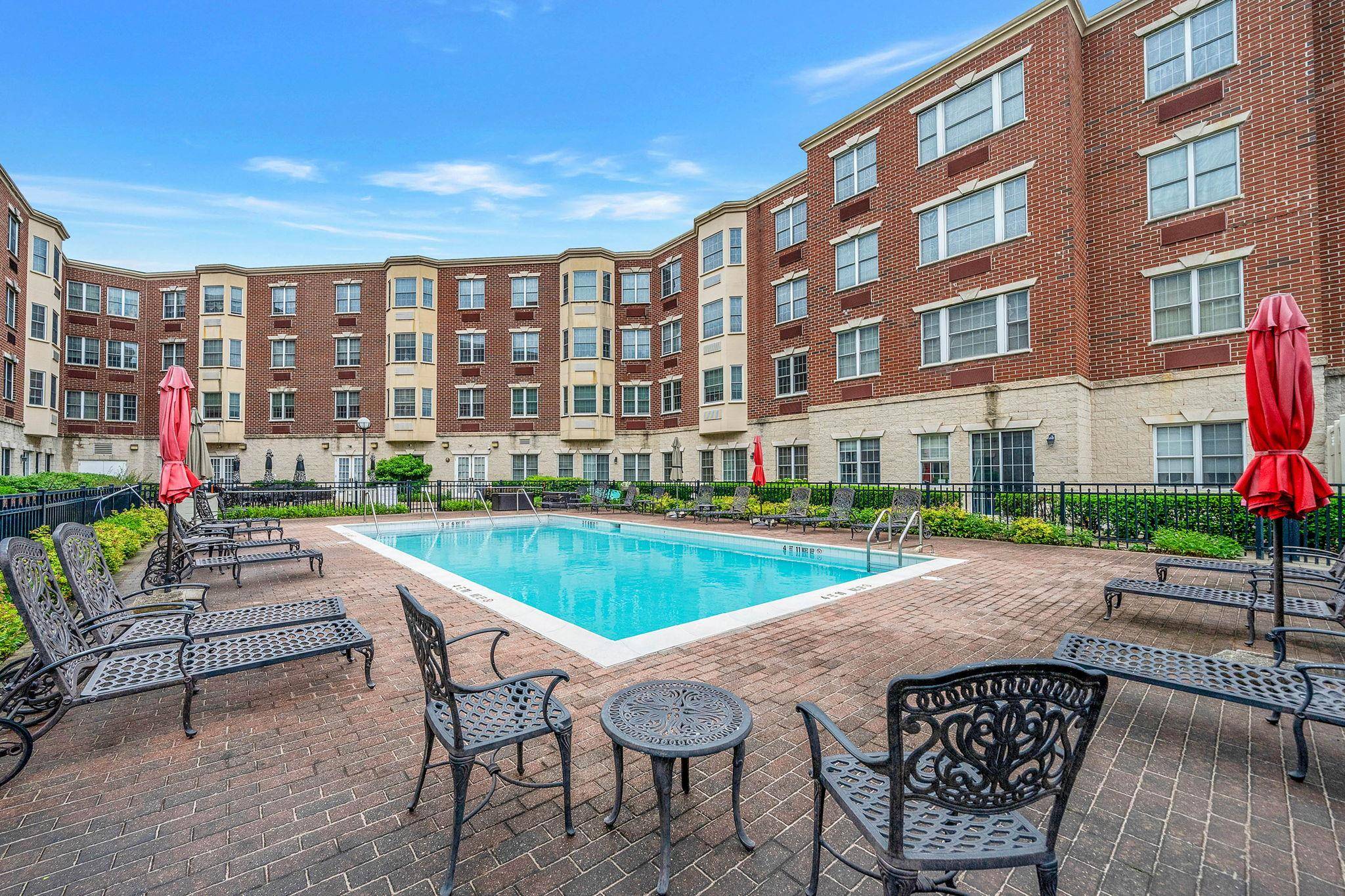 East Meadow, NY 11554,50 Merrick AVE #409