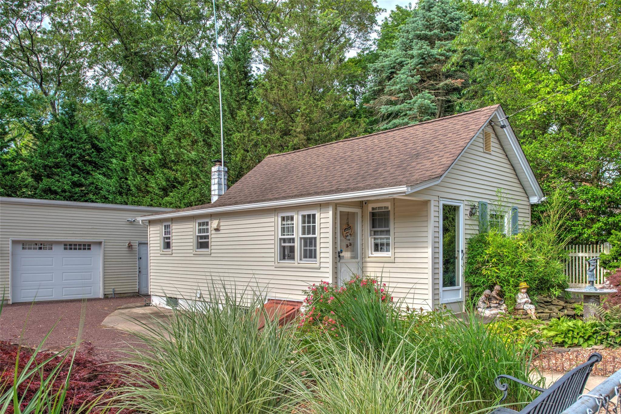 Sound Beach, NY 11789,62 Port Washington RD
