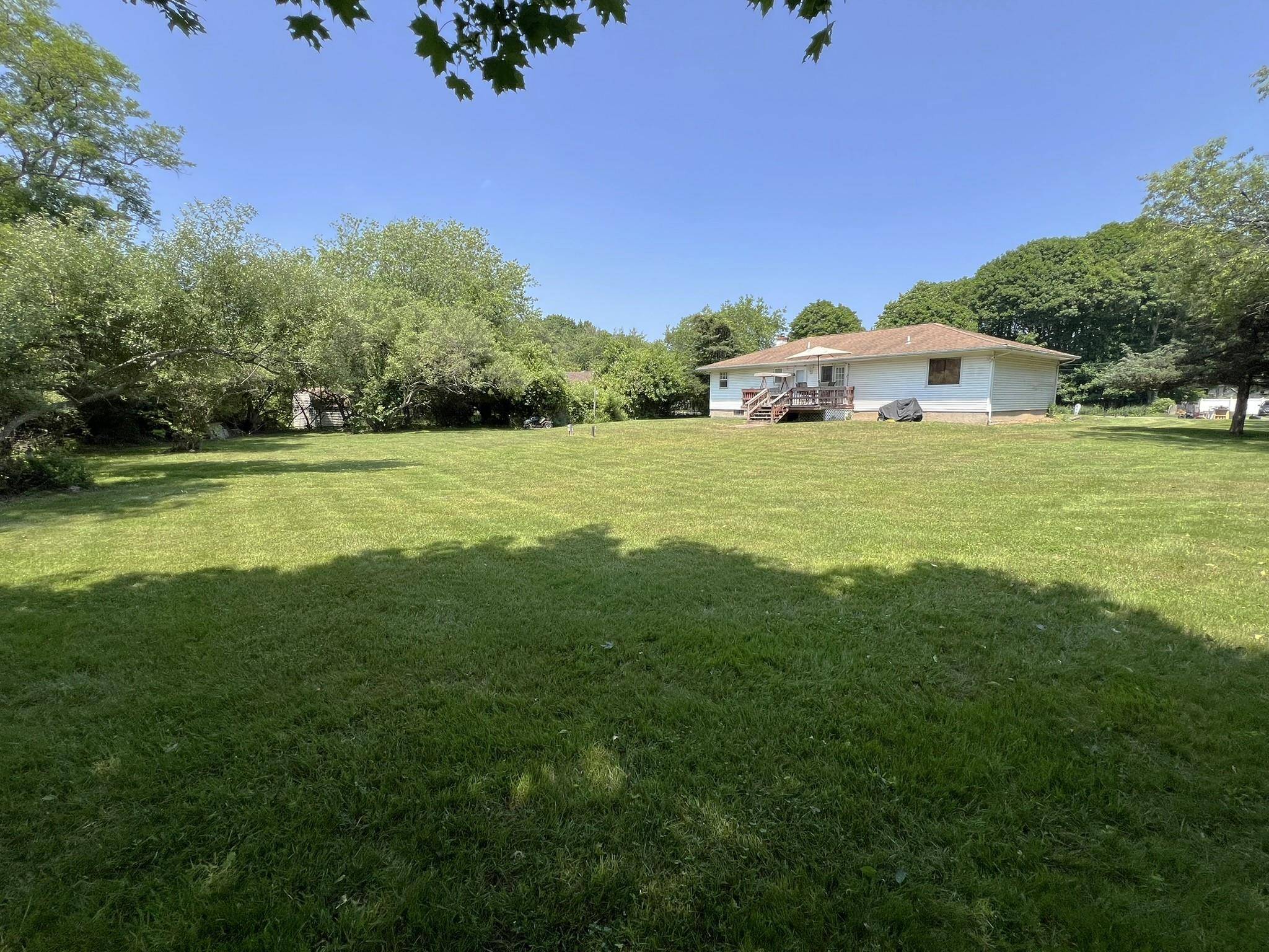 Bellport, NY 11713,34 Wards LN
