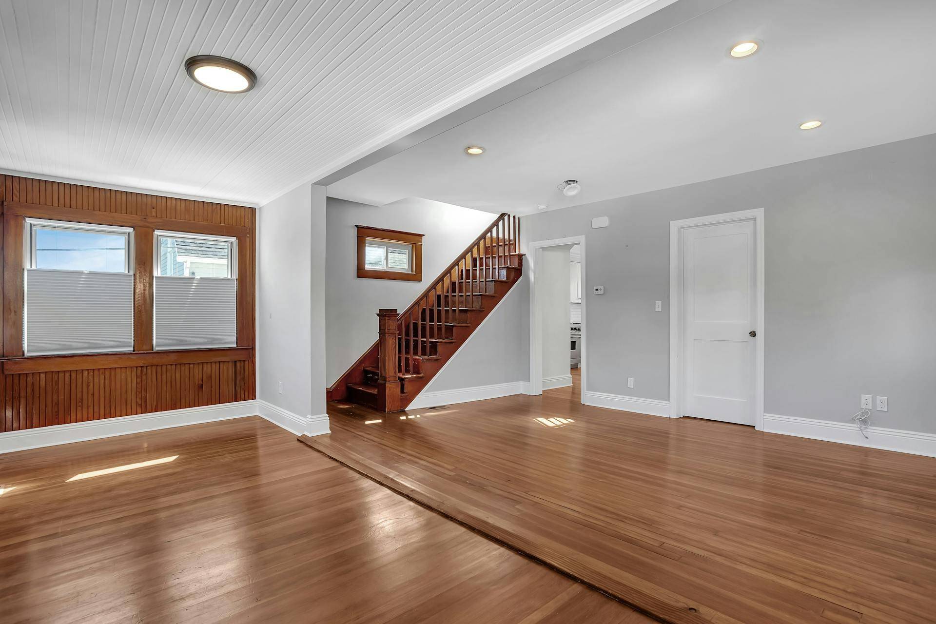 Locust Valley, NY 11560,31 Riggs PL