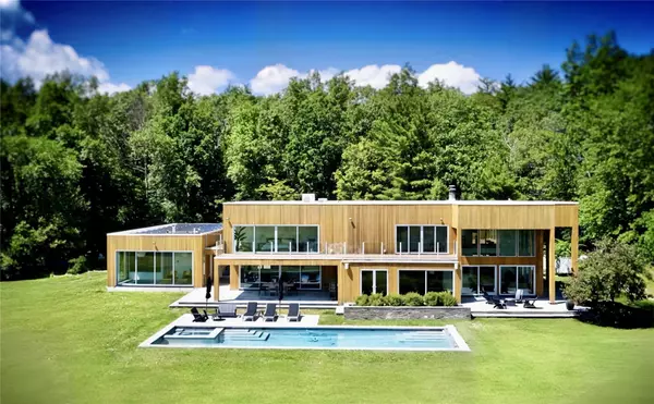 Chatham, NY 12136,33 Ford RD