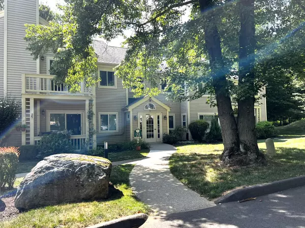 Peekskill, NY 10566,11 Arbor WAY #Bldg 5