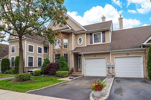 Bohemia, NY 11716,27 Eagle CIR