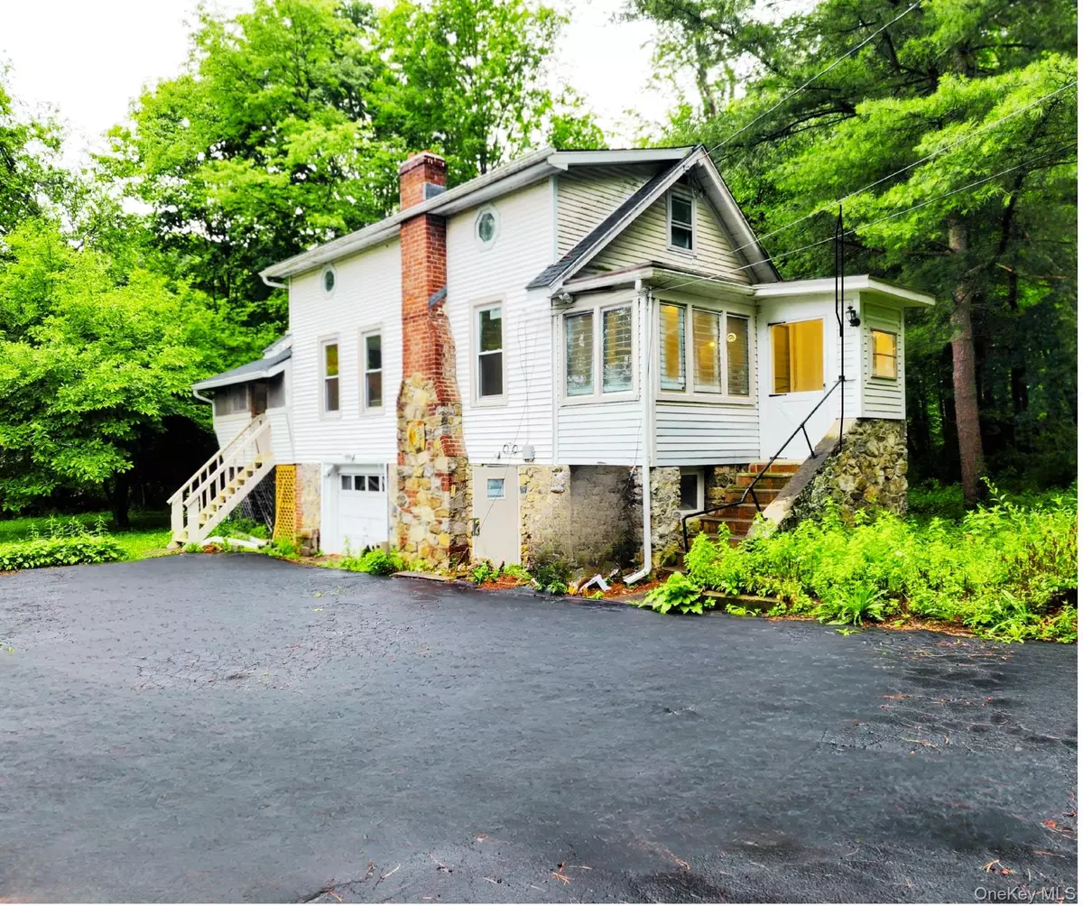 Patterson, NY 12563,13 S Lake Drive