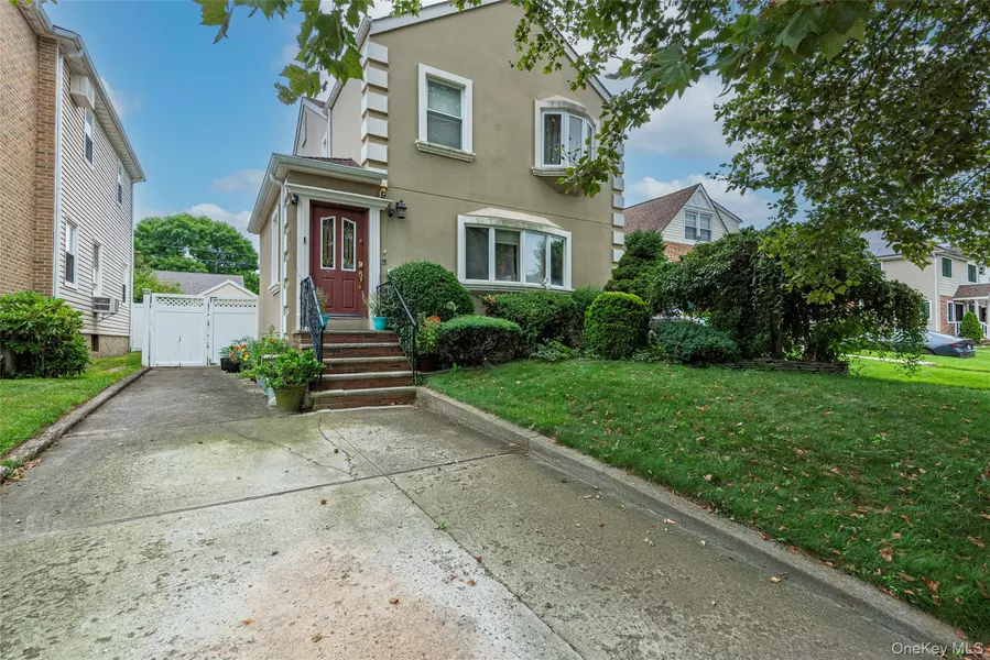 84-17 247 ST, Bellerose, NY 11426
